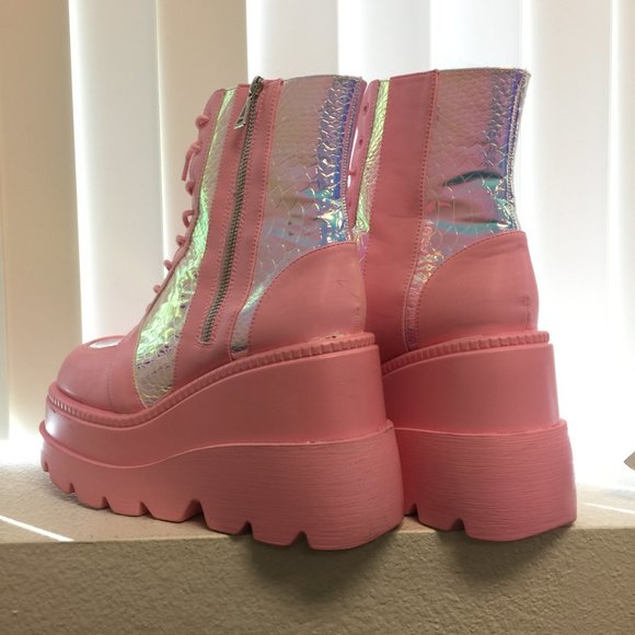 PRE LOVED - Pink Poison Platform Boots PNK/11 - SH246 - Picture 5 of 9